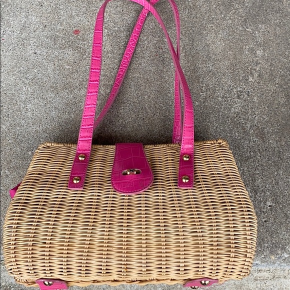 Worthington Handbags - Worthington straw bag